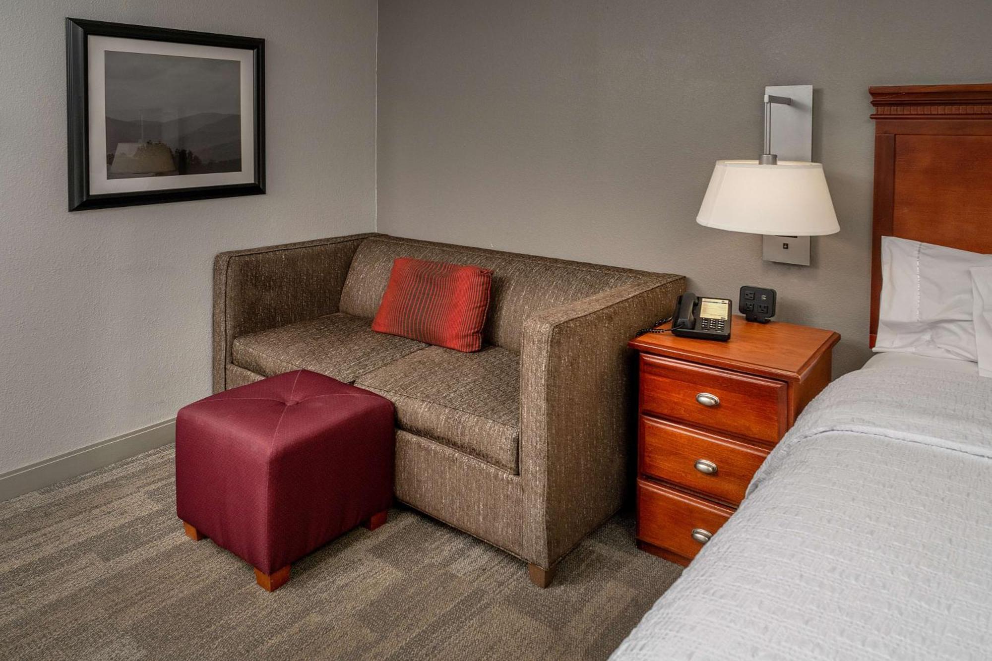 Hampton Inn Charleston Downtown Exteriör bild
